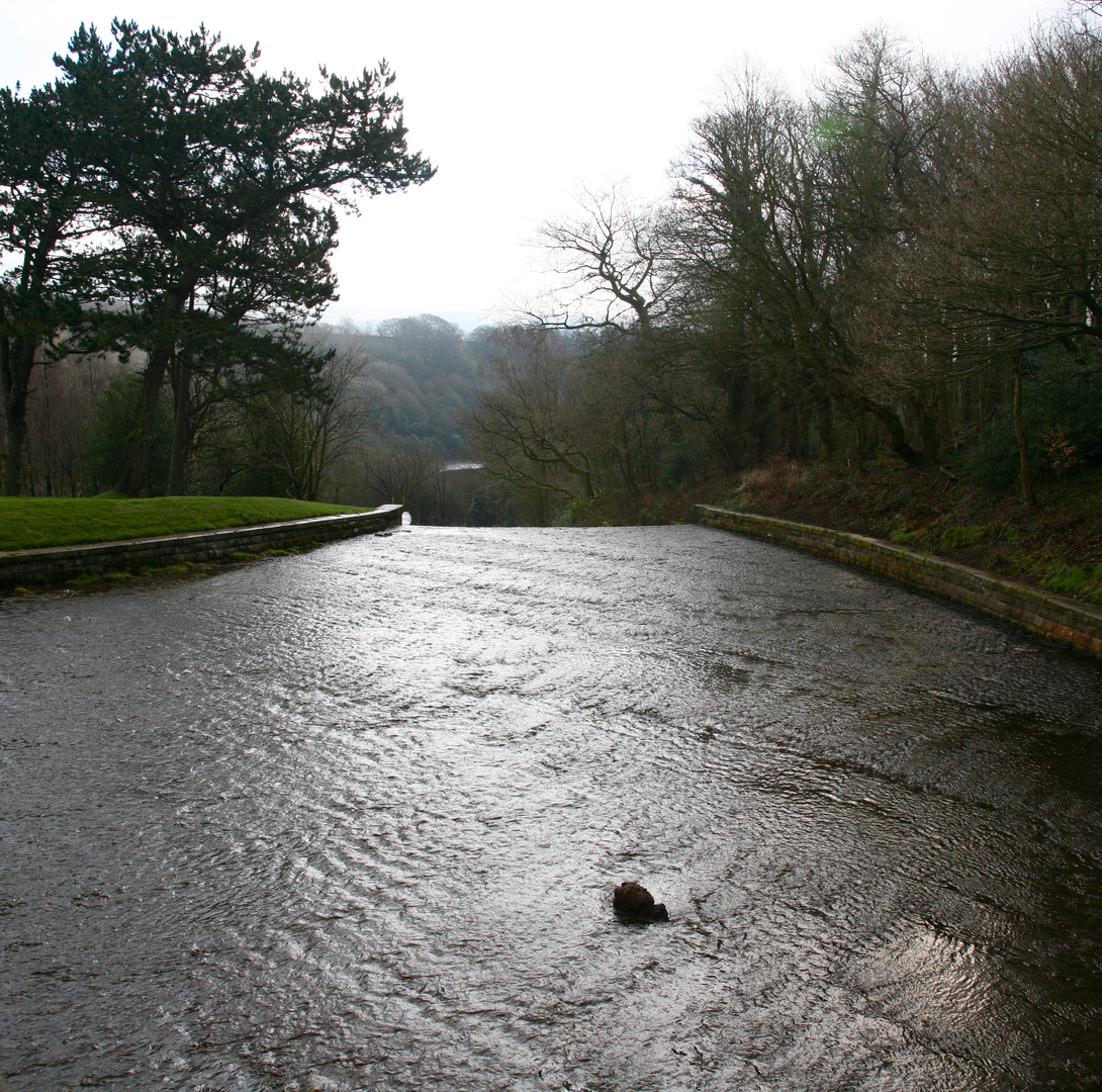An image depicting the trail Anglezarke - Yarrow - Rivington and High Bullough and its surrounding area.