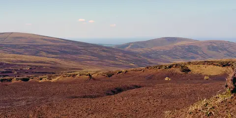An image depicting the trail Seefingan Four Peaks Loop and its surrounding area.