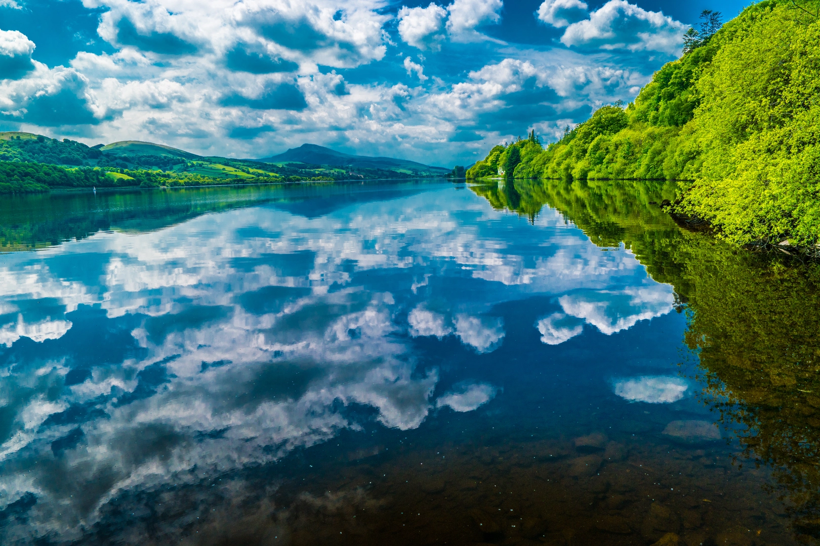 An image depicting the trail Cross Britain Way and its surrounding area.