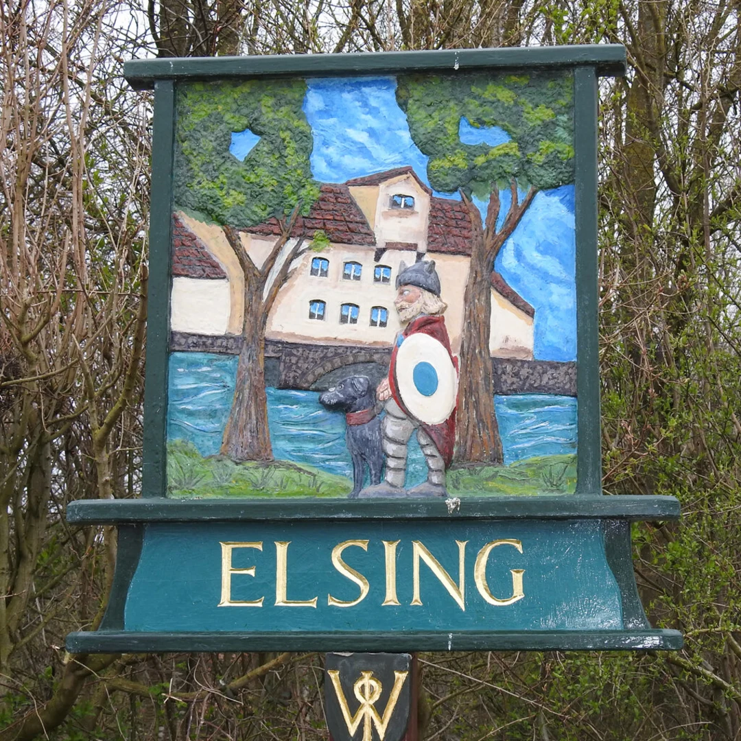 An image depicting the trail Elsing Circular Walk and its surrounding area.