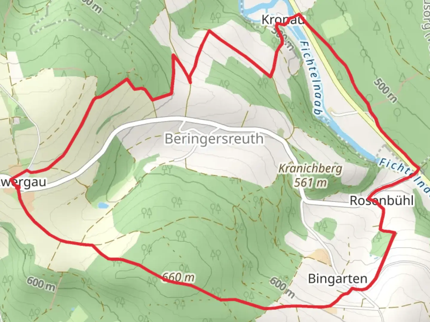 An image depicting the trail Waldeck Rundweg and its surrounding area.