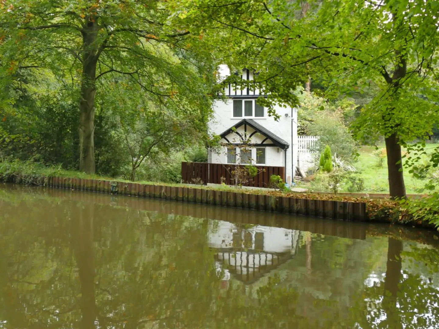 An image depicting the trail Ramsdell Hall Loop and its surrounding area.