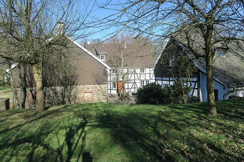 Dhuenn via Altenberg Rundweg and Denkmalroute