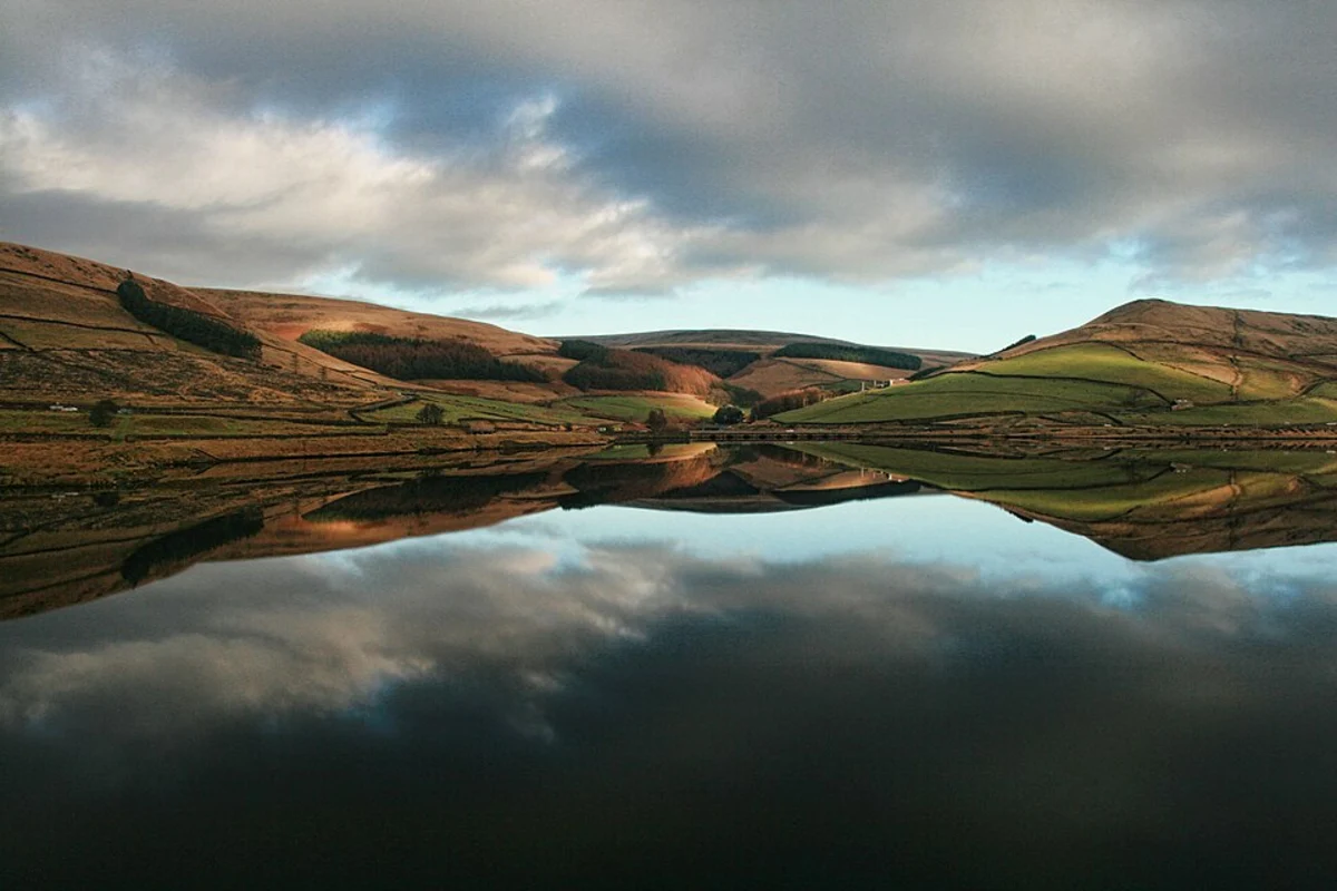 Woodhead Reservoir Loop