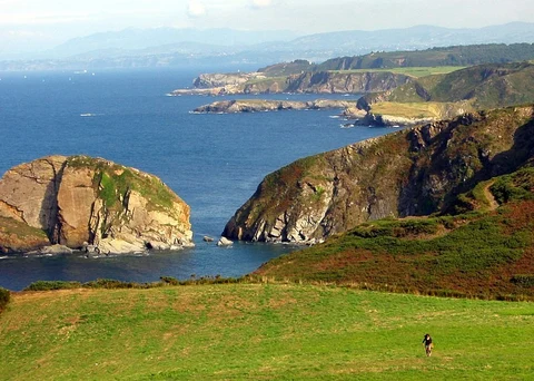Cabo de Peñas Route
