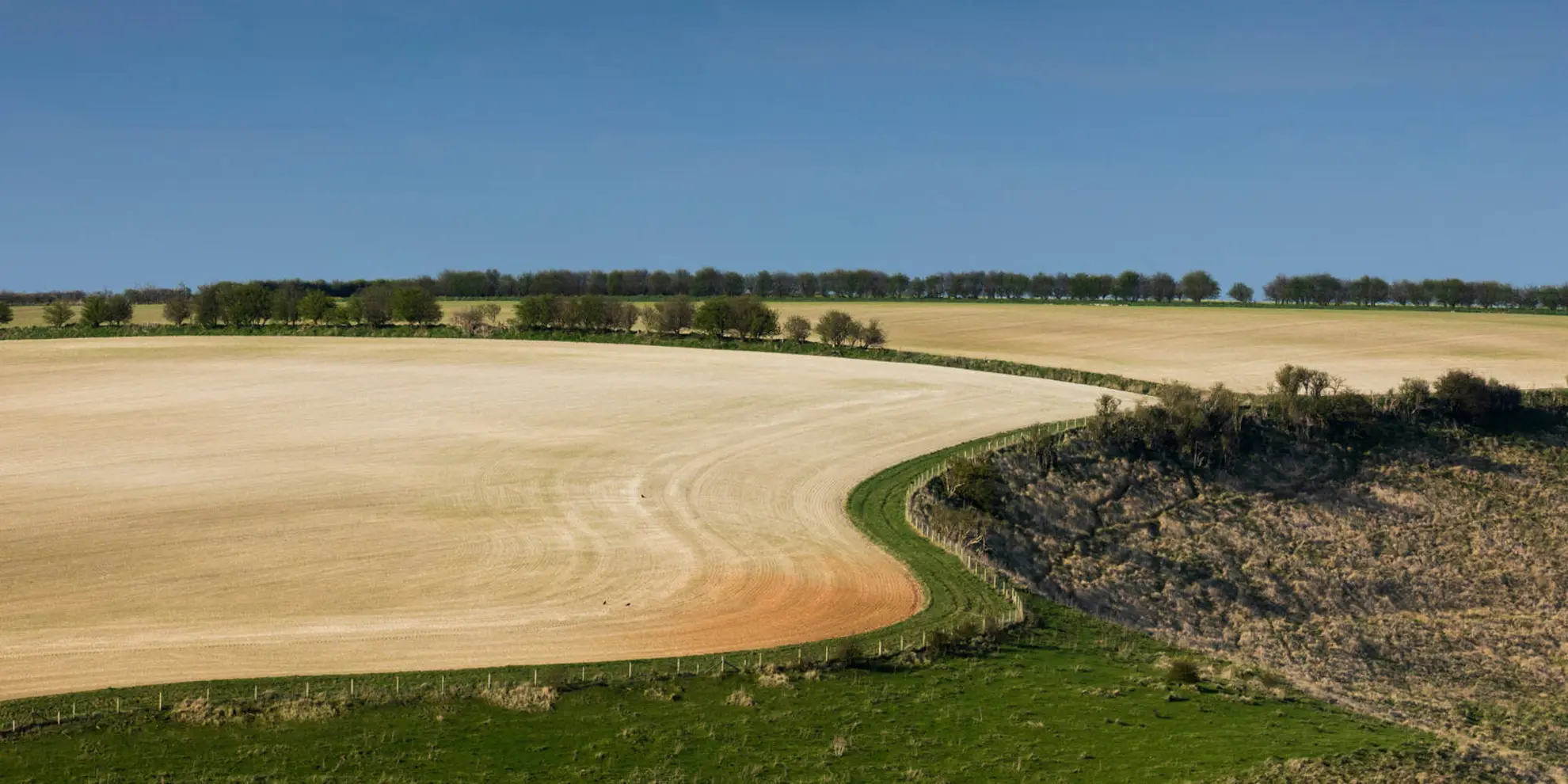An image depicting the trail Caistor and Nettleton Walk and its surrounding area.