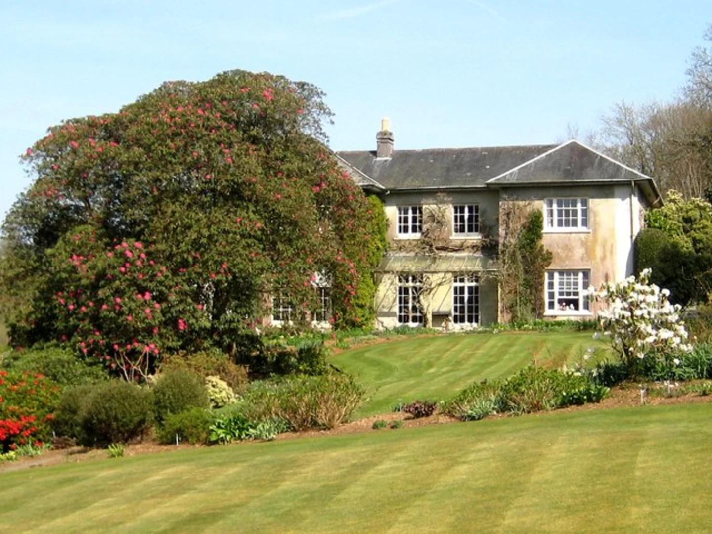 An image depicting the trail The Garden House in Buckland Monachorum Loop and its surrounding area.
