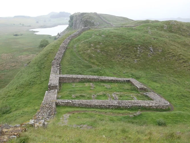 Sycamore Gap and Peel Way Loop