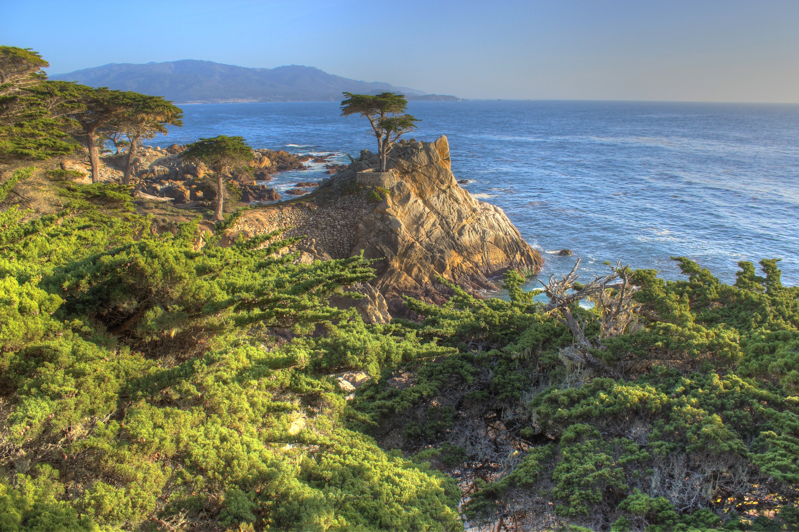 An image depicting the trail Carmel By the Sea - 17 Mile Drive and its surrounding area.