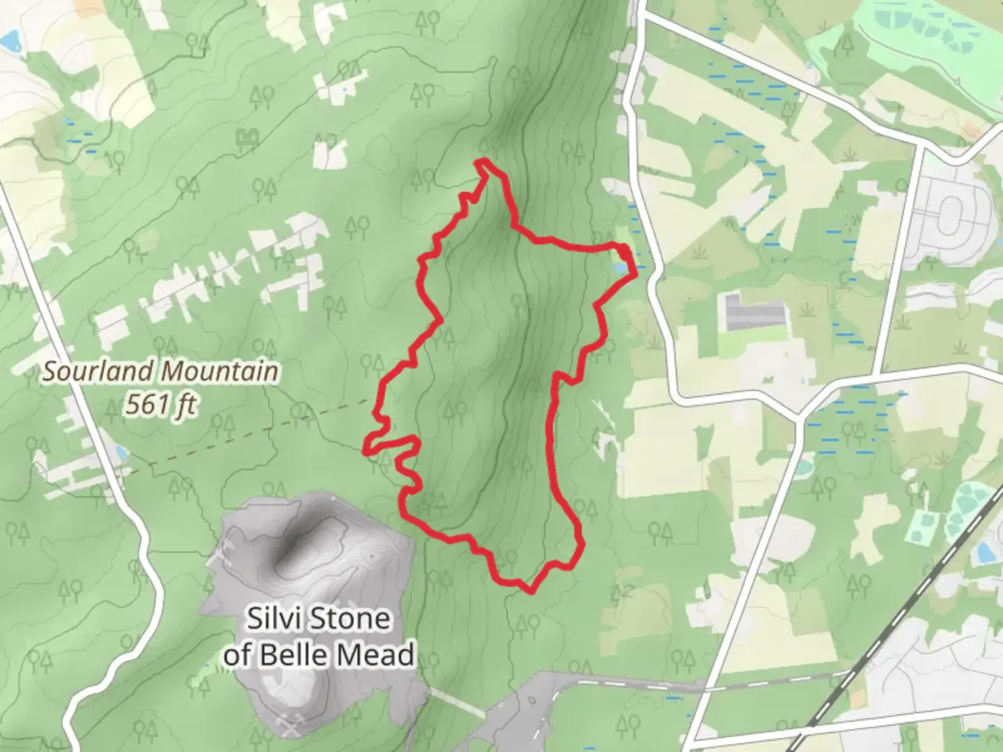 An image depicting the trail White square Loop and its surrounding area.