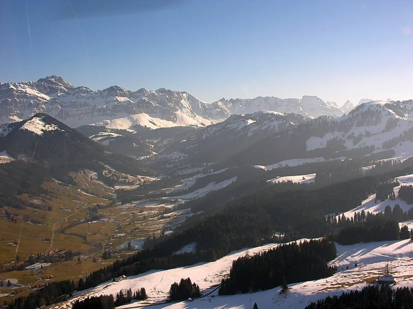 An image depicting the trail Neckertal Valley and its surrounding area.