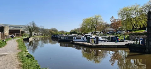 Aston, Henley on Thames and Middle assendon Loop via River Thames