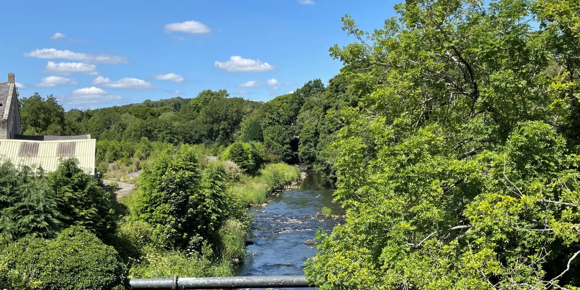 An image depicting the trail Dacre Banks Circular and its surrounding area.
