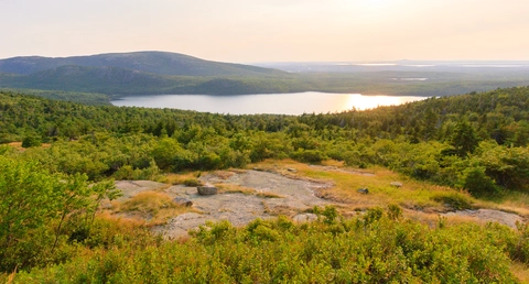 An image depicting the trail Eagle Lake and Corners Nubble Loop and its surrounding area.