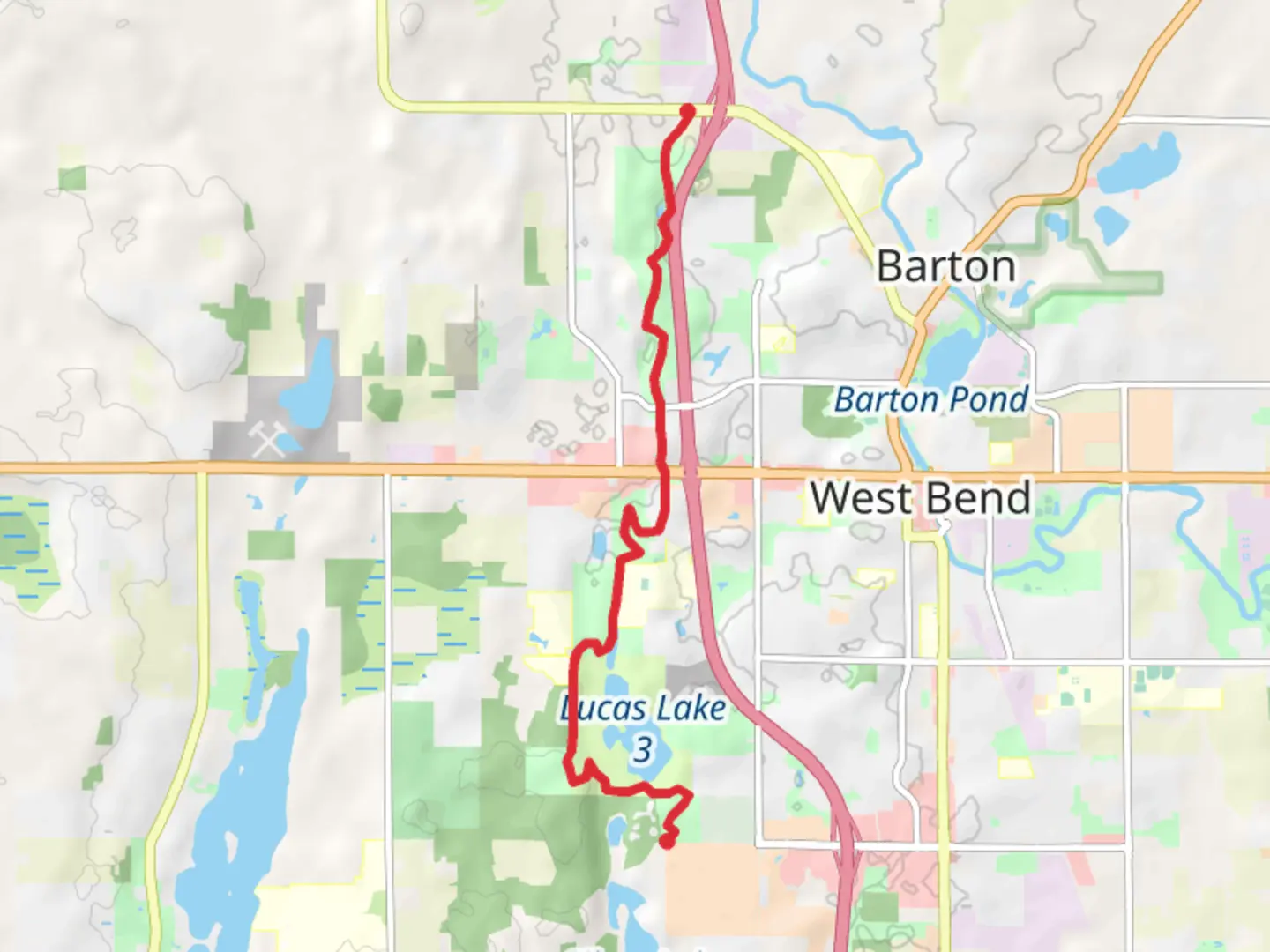 An image depicting the trail Ice Age Trail - Washington County Memorial Park and its surrounding area.