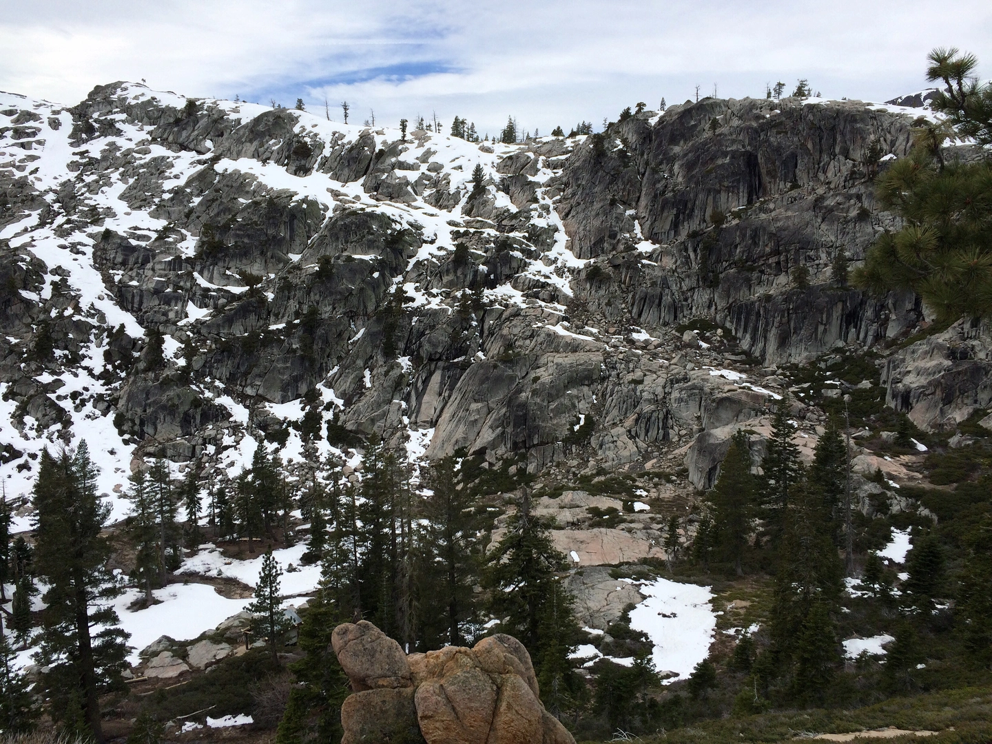 An image depicting the trail Granite Chief Trail and Aerial Tram Loop and its surrounding area.