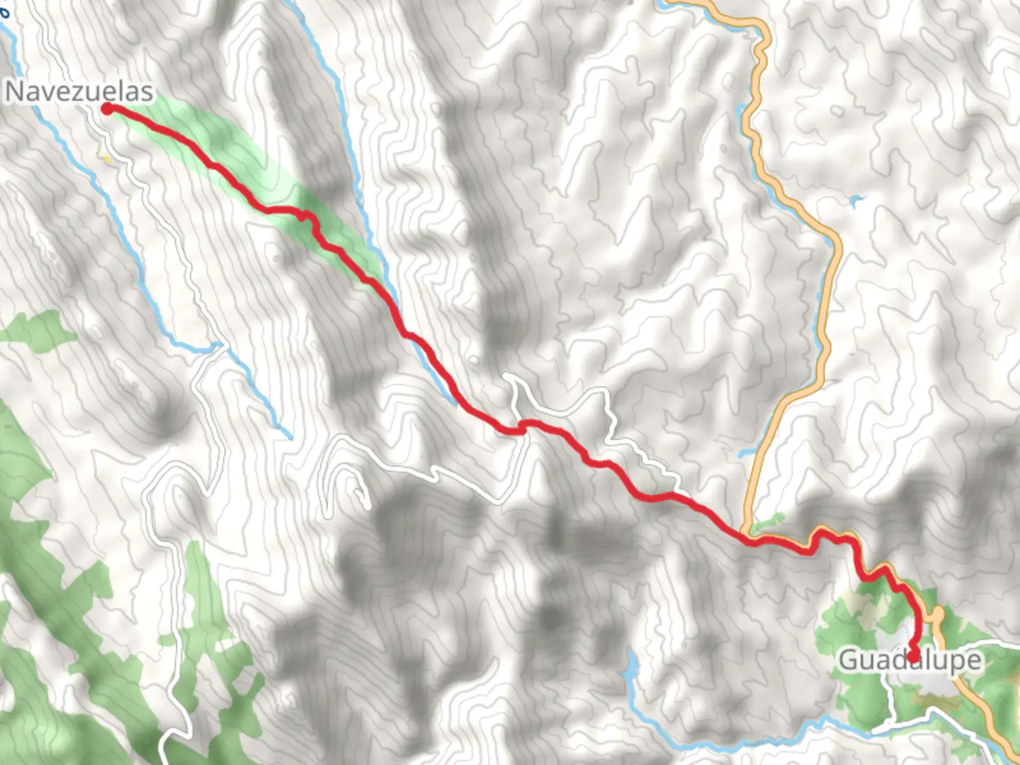 An image depicting the trail GR 117 Travesía de Alfonso Onceno and its surrounding area.