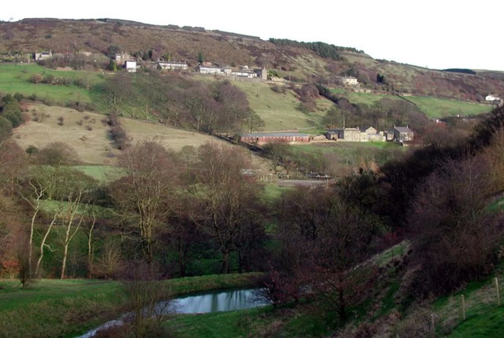 An image depicting the trail Shibden Dale and Bare Head Loop and its surrounding area.