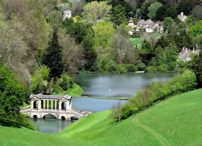 Serpentine Lake, Freefield Wood, Rainbow Wood and Upper Lake