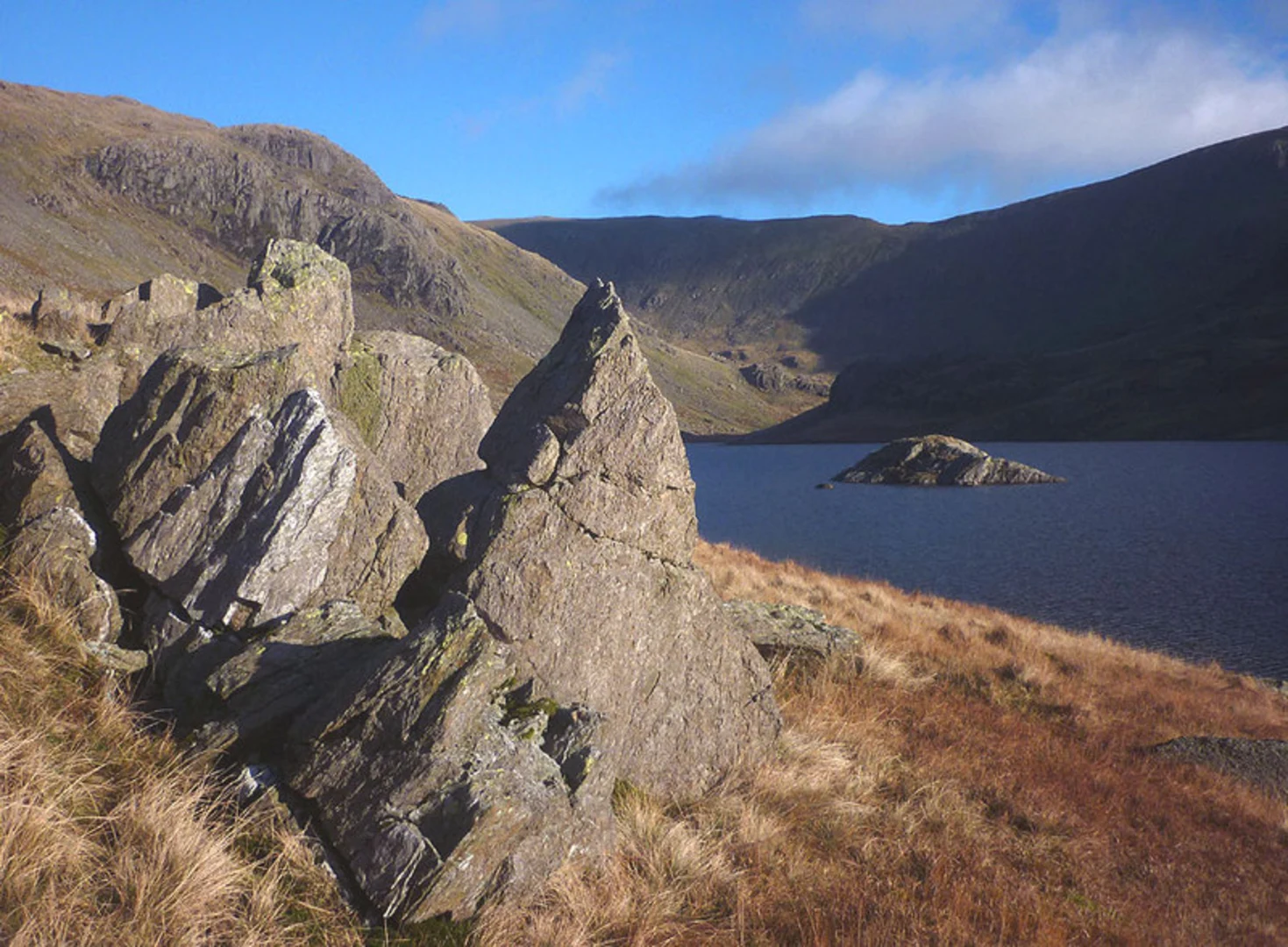 An image depicting the trail Seathwaite Tarn Loop from Seathwaite and its surrounding area.