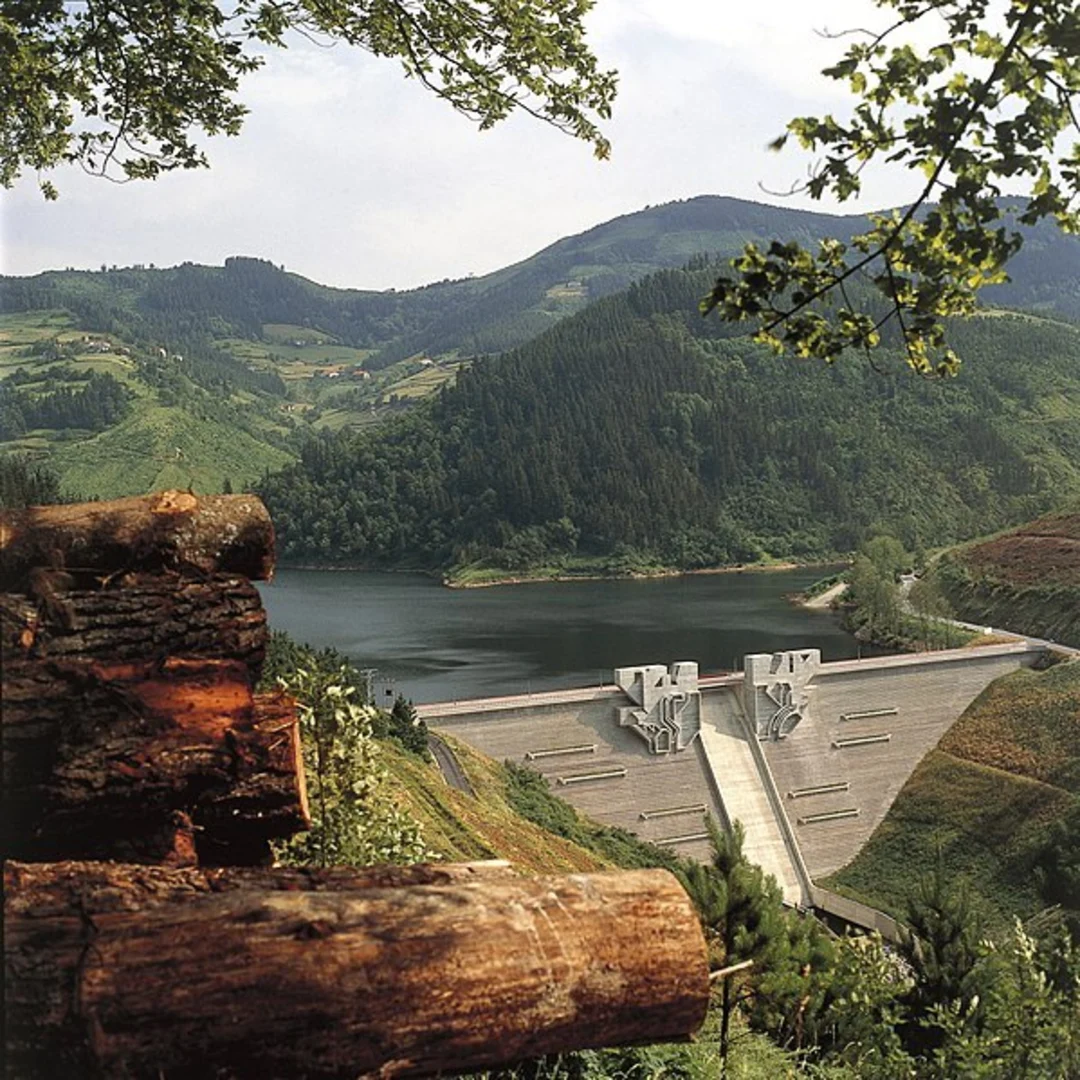 An image depicting the trail Kiskitza, la luz de Itsaso SL GI 31 and its surrounding area.