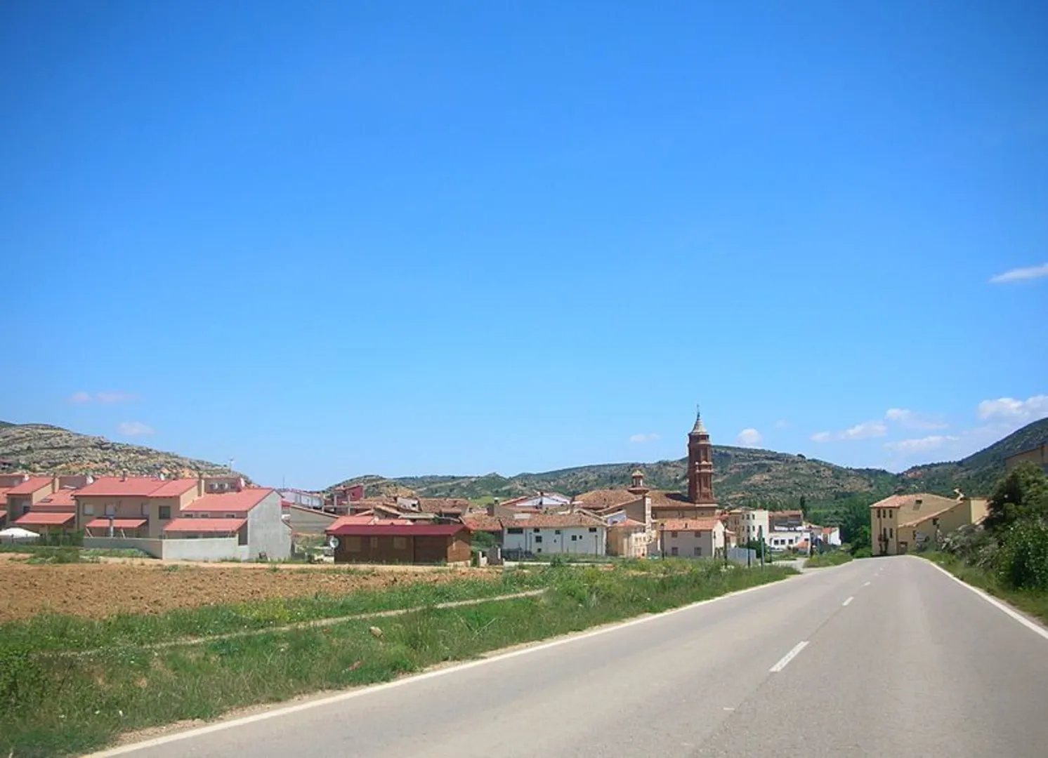 An image depicting the trail La Mata de los Olmos - Berge PR TE 80 and its surrounding area.