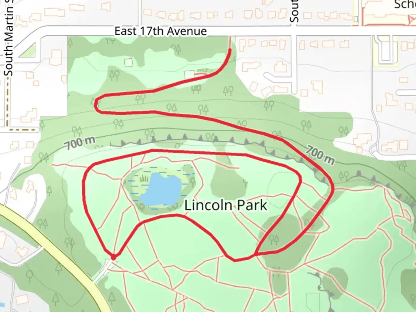 An image depicting the trail Lincoln Park Pond Loop and its surrounding area.