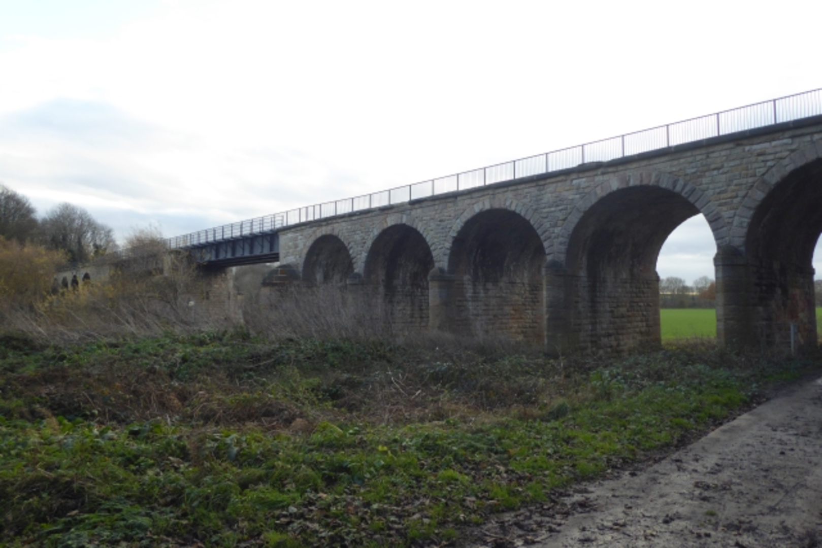 An image depicting the trail River Wharfe and Newton Kyme Viaduct Loop and its surrounding area.