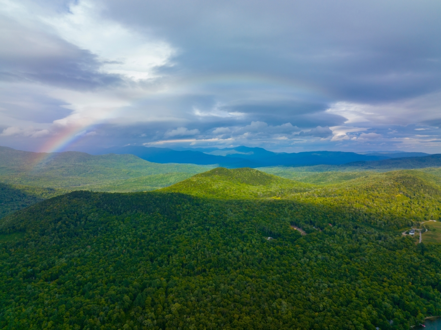An image depicting the trail Carr Mountain via Three Ponds Trail and its surrounding area.