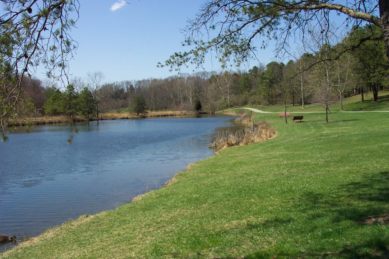 An image depicting the trail Nottingham County Park Loop via Buck Trail and Doe Trail - White and its surrounding area.