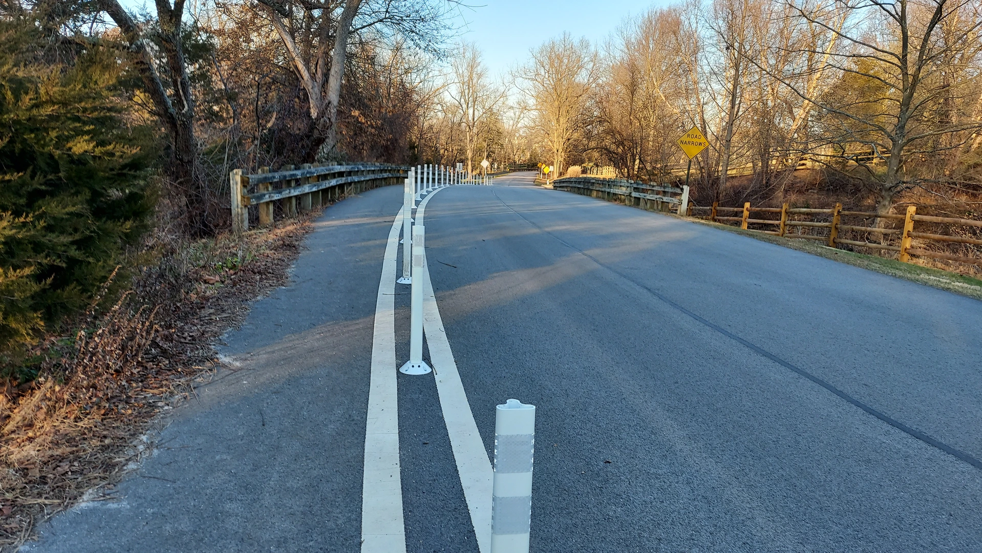 An image depicting the trail Zacharias Creek Trail and its surrounding area.