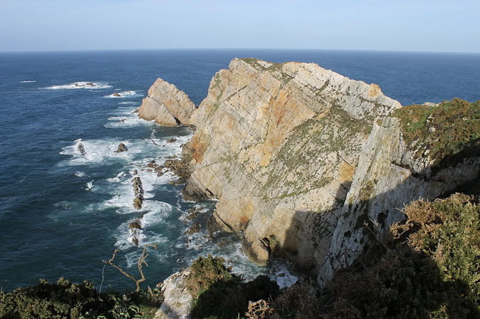 An image depicting the trail Cabo de Peñas Route and its surrounding area.