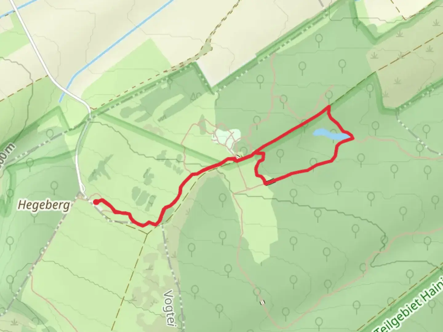 An image depicting the trail Hünenteich Loop via Saugrabenweg and its surrounding area.