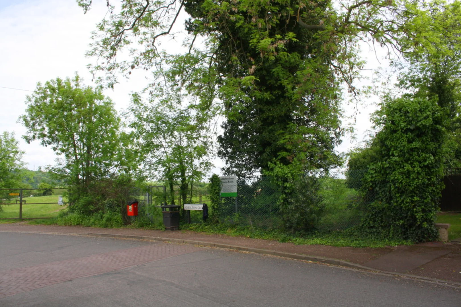 An image depicting the trail Adbolton Lane and Holme Pierrepont Country Park and its surrounding area.