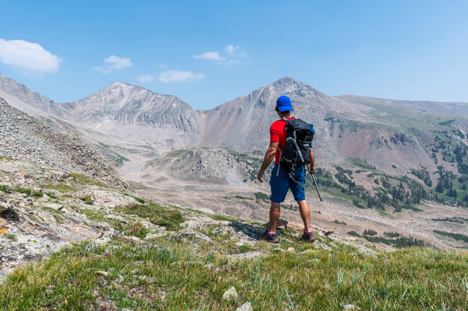 An image depicting the trail Michigan River Trail and its surrounding area.