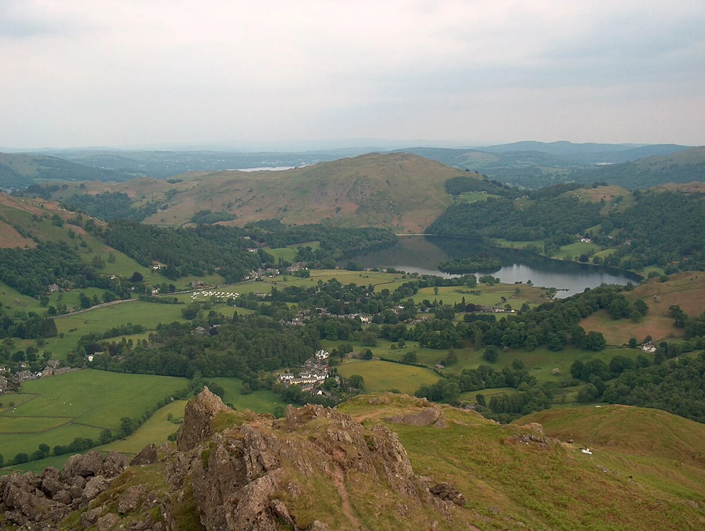 An image depicting the trail Helm Crag and Fairy Glen Loop and its surrounding area.
