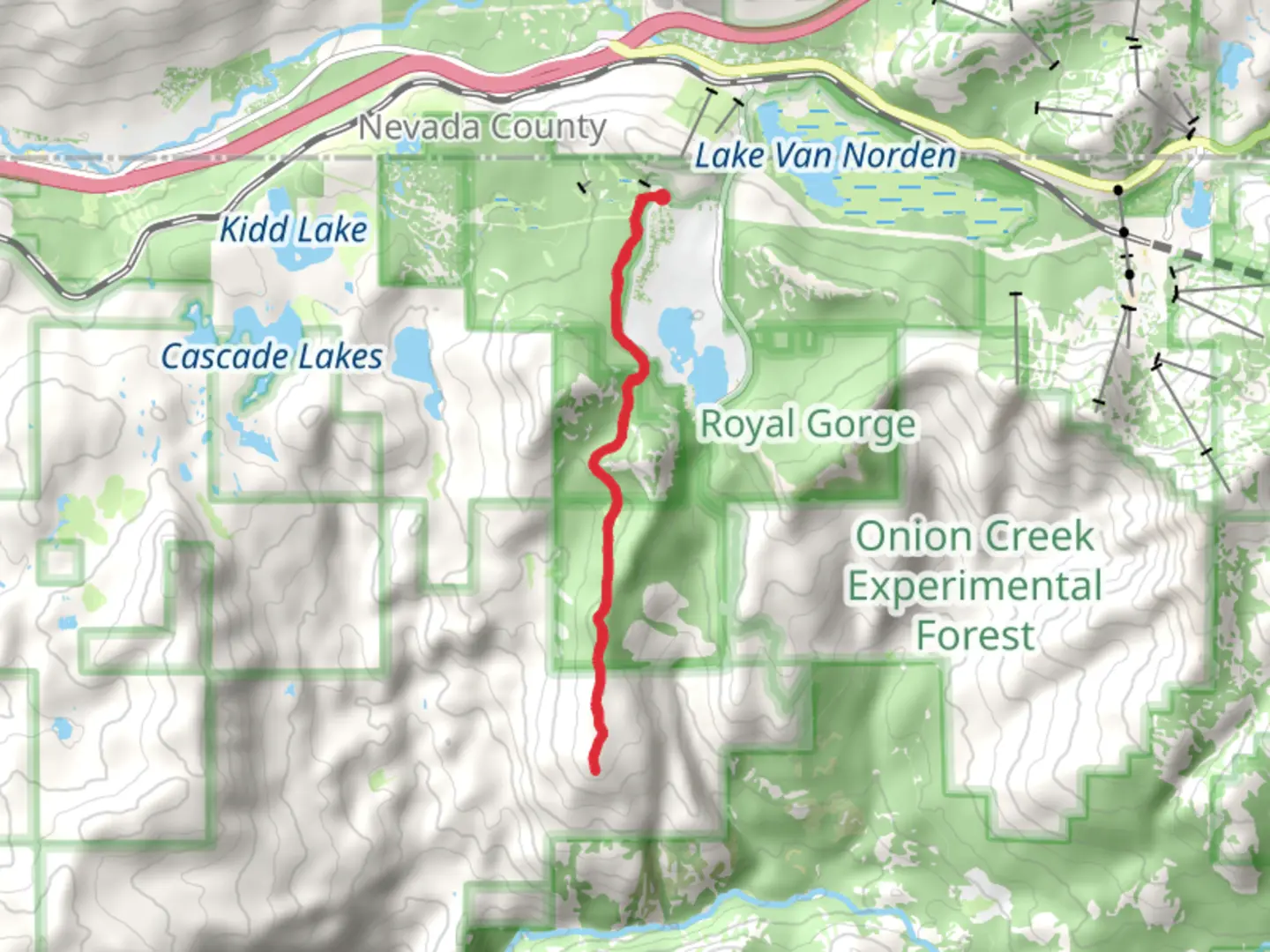 An image depicting the trail Point Mariah via Big Ben and its surrounding area.