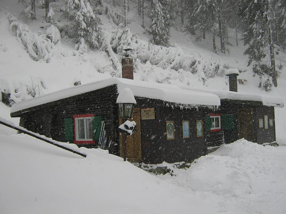 Seiffartsburg, Gehlberg and Meininger Hutte Loop