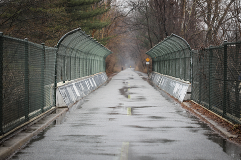 An image depicting the trail Capital Crescent Trail and its surrounding area.