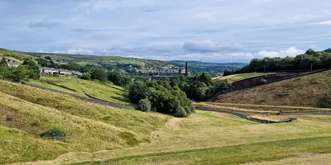 An image depicting the trail Marsden - Standedge Trail - Oldham Way - Pennine Way and Willykay Clough and its surrounding area.