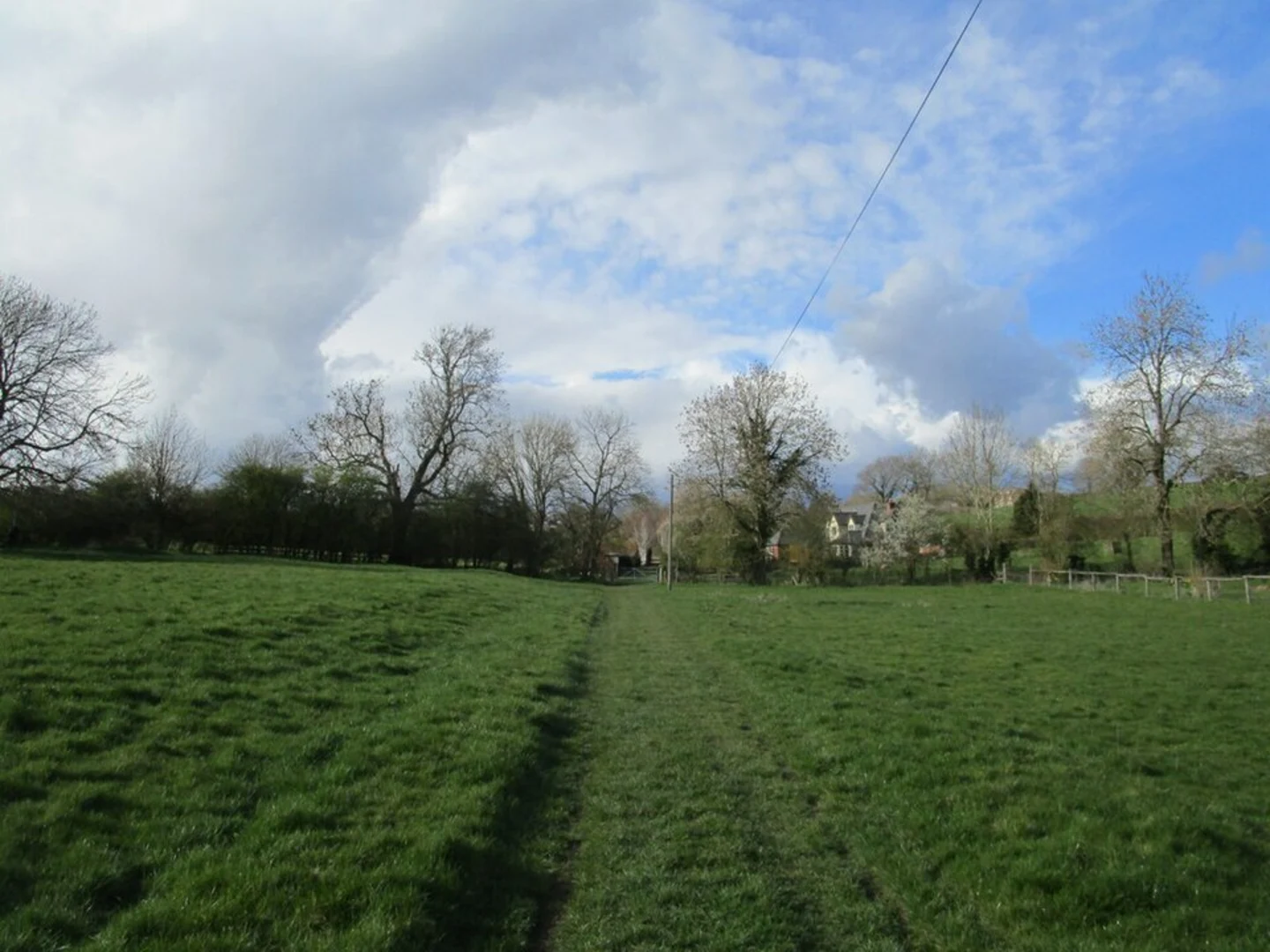 An image depicting the trail Knossington Loop and its surrounding area.