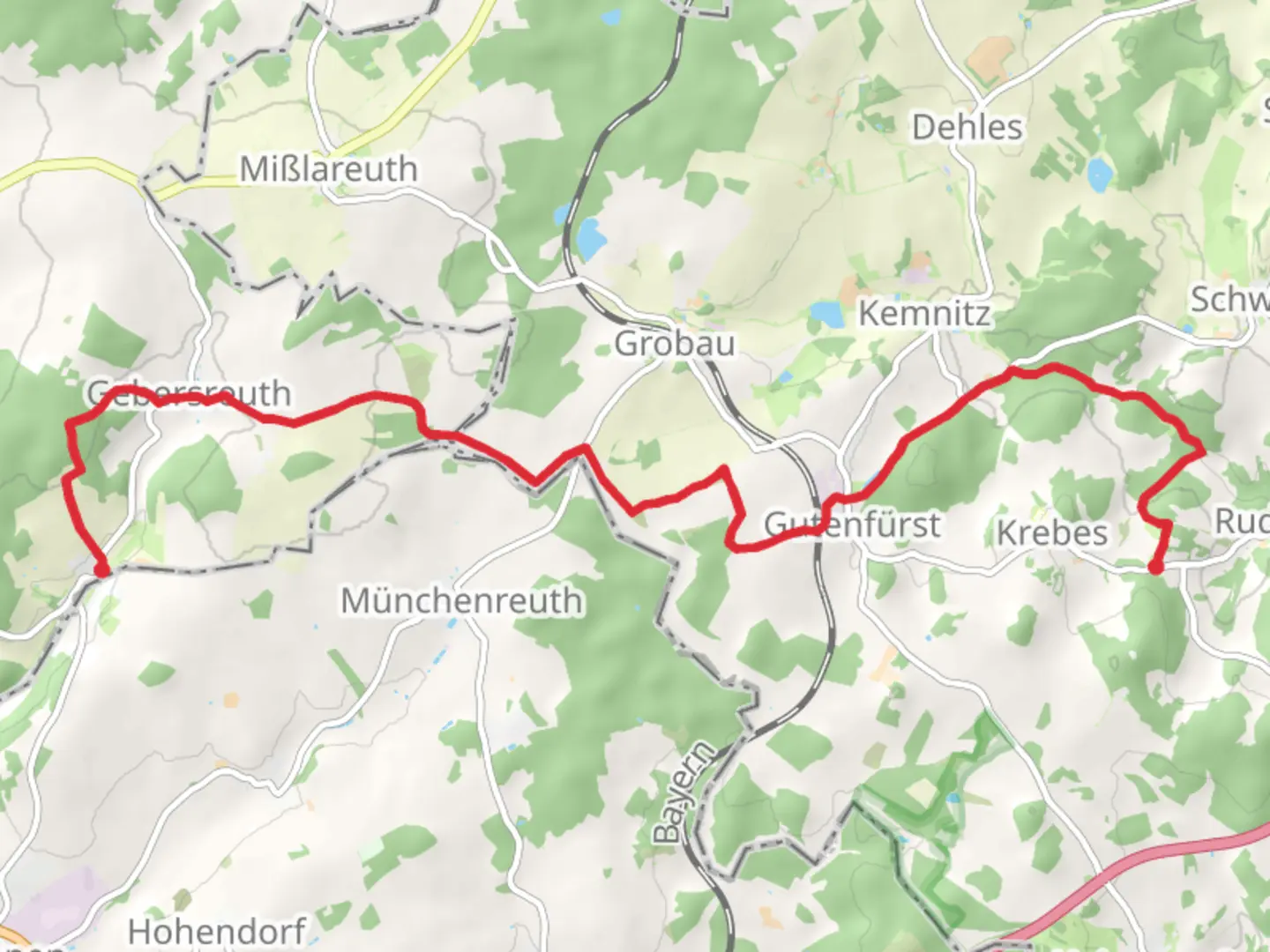 An image depicting the trail Unteres Playyenhaus to Moedlareuth via Kammweg Erzgebirge - Vogtland and its surrounding area.
