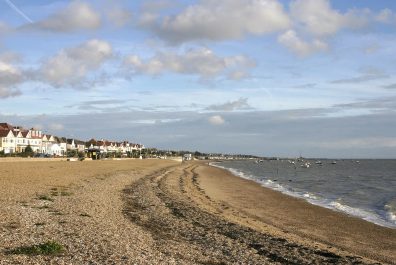 An image depicting the trail Benfleet to Thorpe Bay Walk and its surrounding area.