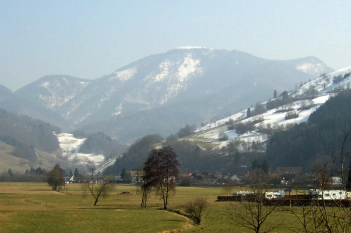 Fernglas via Krinne Talstation Belchenbahn