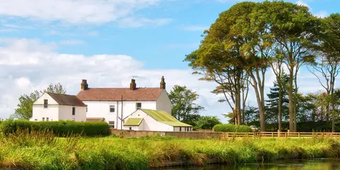 An image depicting the trail Lancaster Castle to Richmond Castle Walk and its surrounding area.