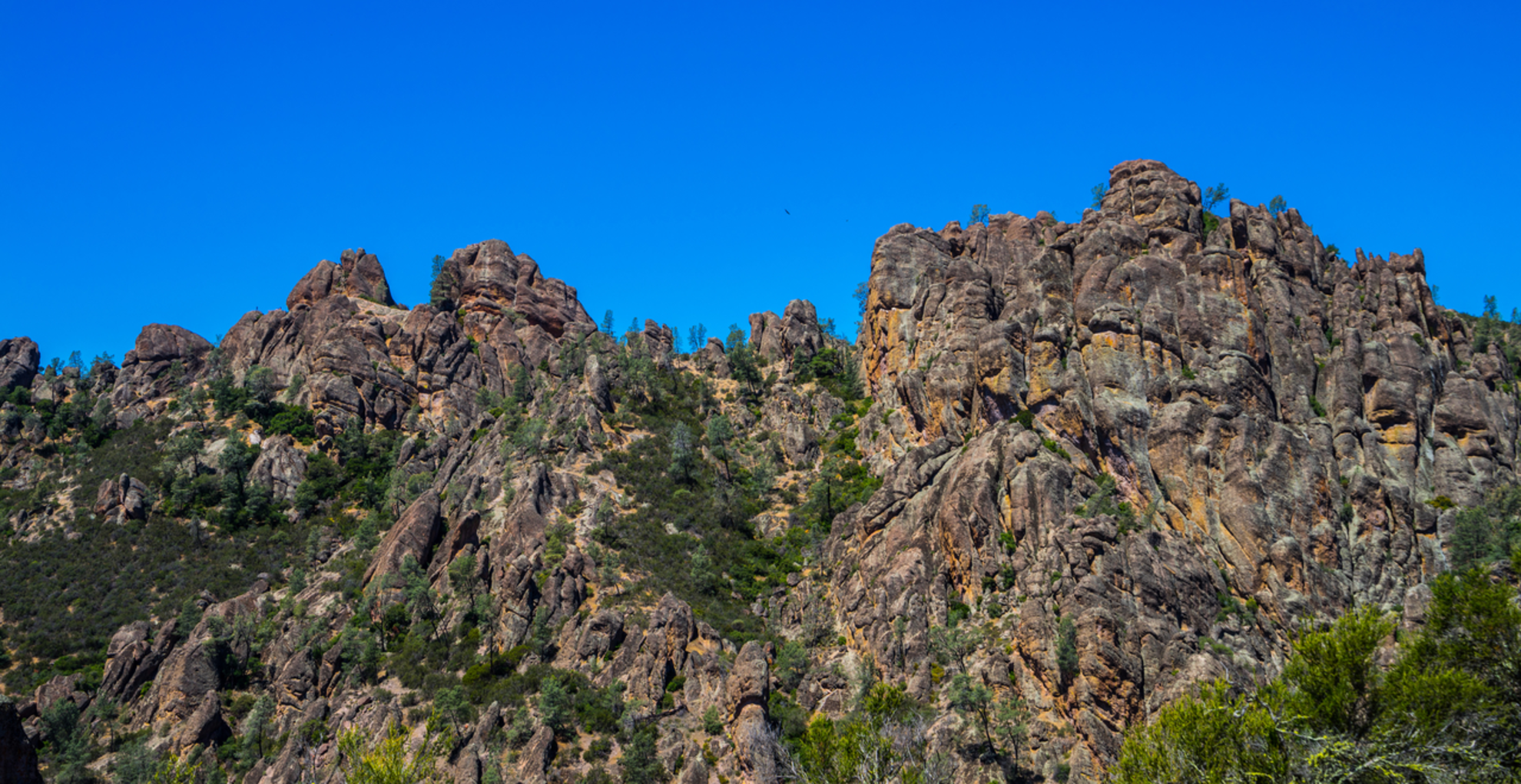 An image depicting the trail Juniper Canyon Trail to High Peaks and its surrounding area.