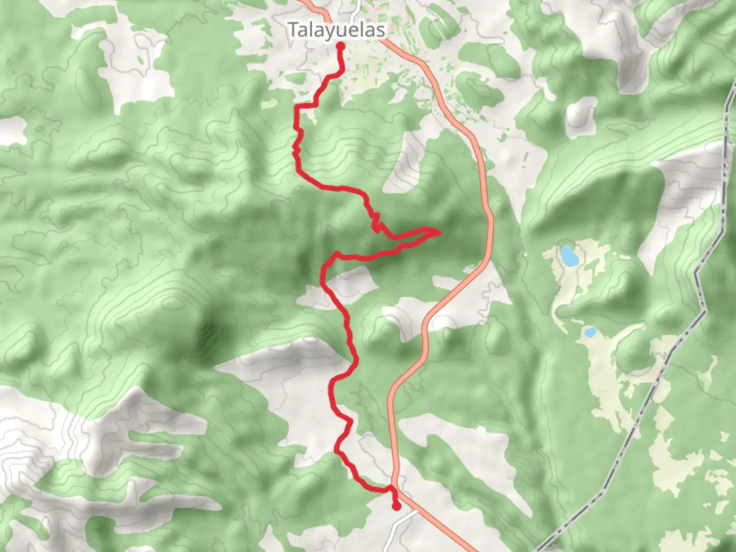 An image depicting the trail Sierra Trail PR CU 18 and its surrounding area.