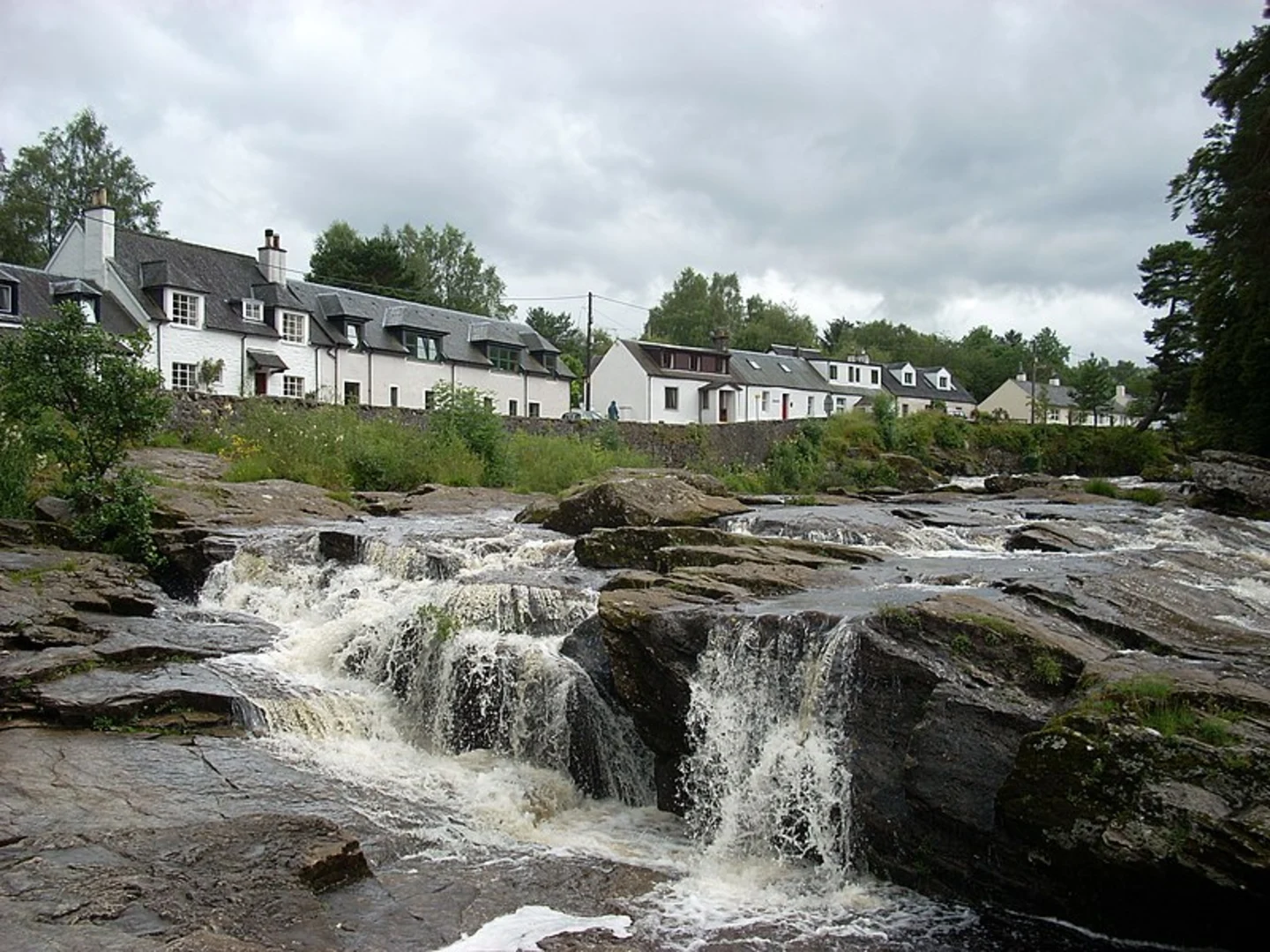 An image depicting the trail Killin Heritage Trail and its surrounding area.