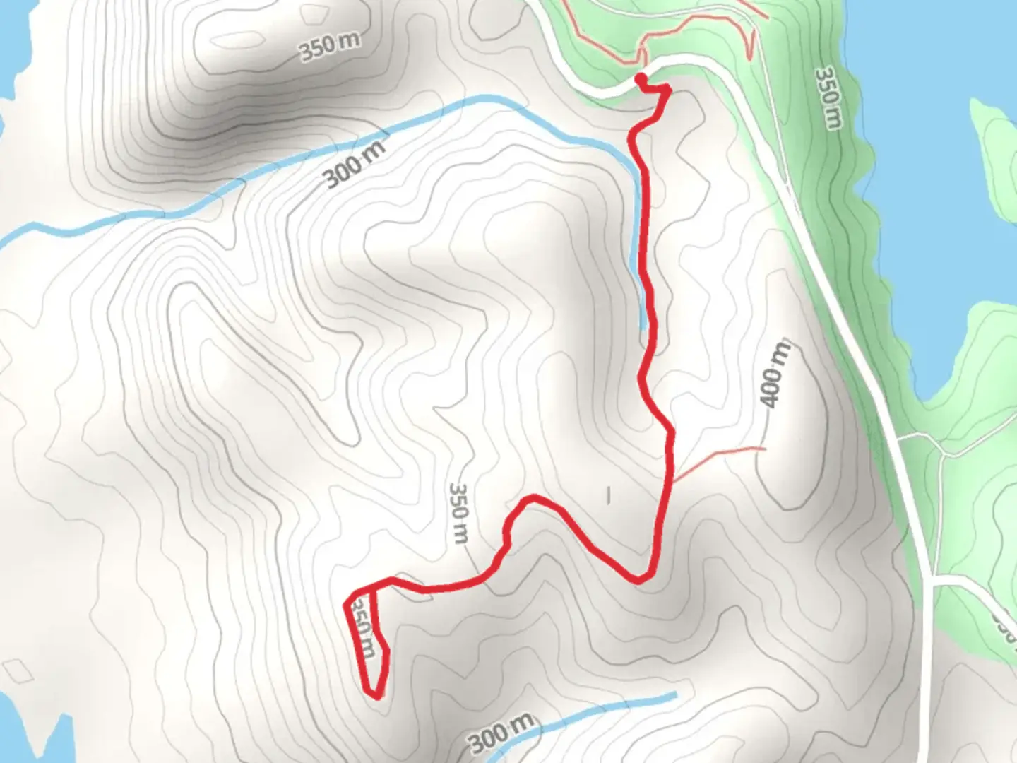 An image depicting the trail Talking Rock Nature Trail and its surrounding area.