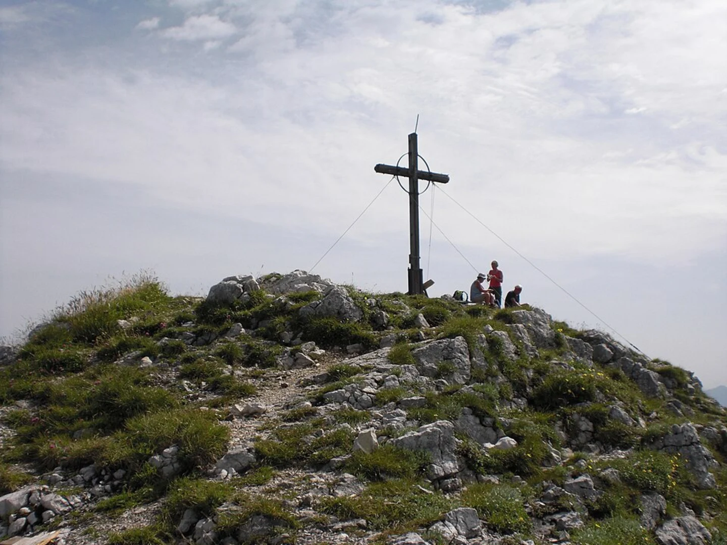 An image depicting the trail Roßstein and Buchstein Peak Walk and its surrounding area.